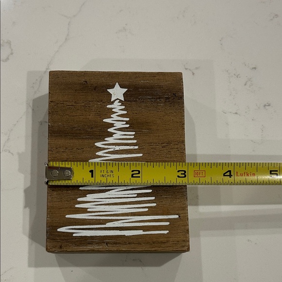 🎄 Rustic Wooden Holiday Tree Decor - Picture 4 of 5